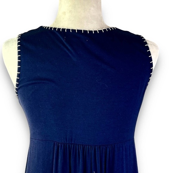 Chelsea & Theodore DressWoman’s Petite Medium Dark Blue Floral Embroidery - Picture 6 of 16